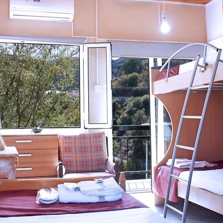 Laoni Guest House In Moutoullas, Marathasa ลิมาซอล ภายนอก รูปภาพ